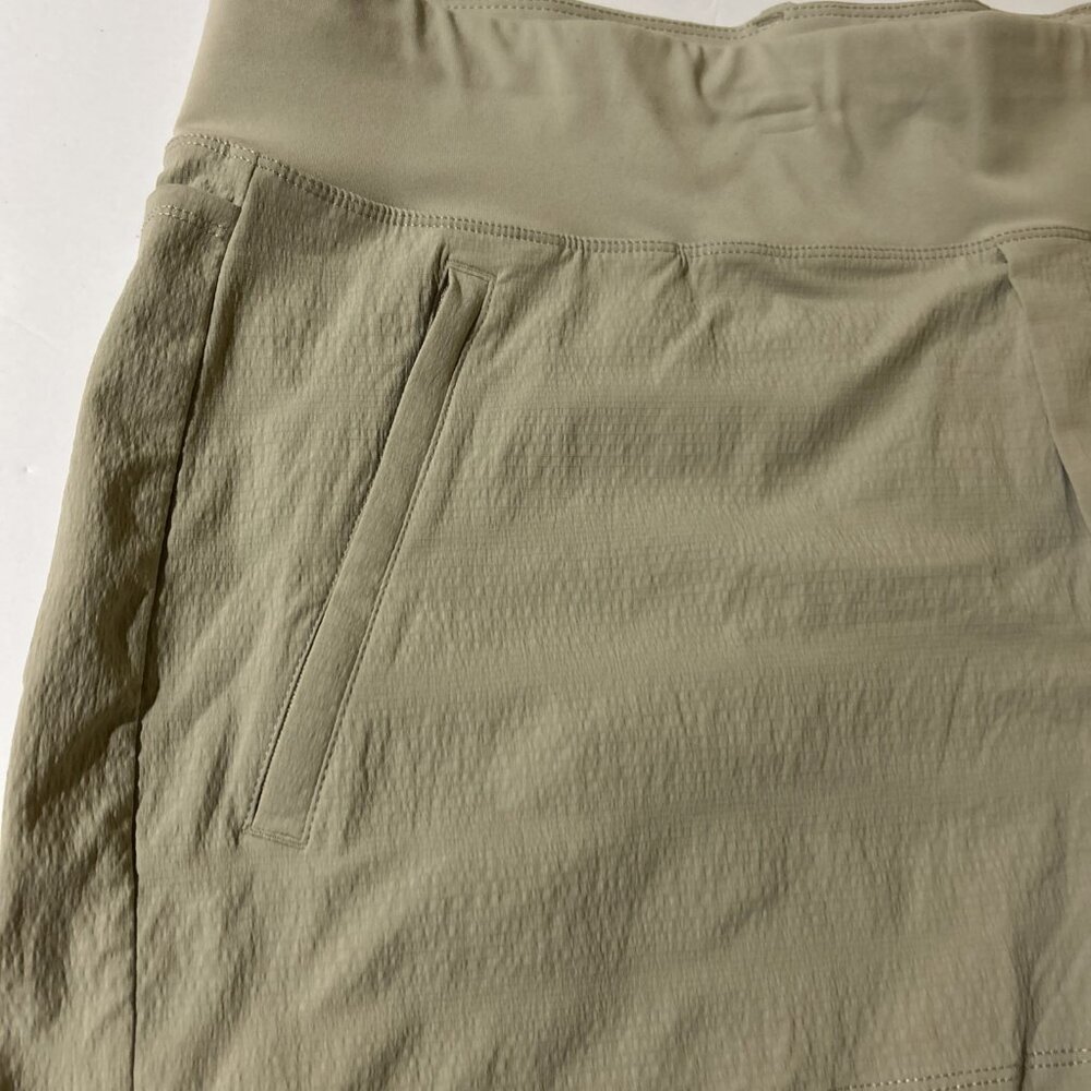 New Athleta Short Trekkie North Shorts Women 18 Tan Workout Hiking  Athleisure - Picture 2 of 10